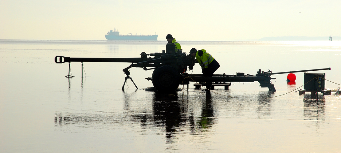 105mm light gun on sands