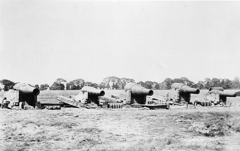 Attack of the Plymouth Breakwater Fort target, June 1868. L-R: Rodman 15in SBML and 9in, 10in, 12in, 7in Rifled Muzzle Loading (RML). (RE Library)