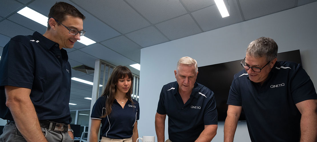 4 Project Managers in discussion